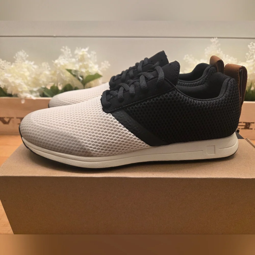 York Athletics Henry Runner Mesh Unisex Sneakers  Blk/Wht/Tan Women 9.5 Or Men 8